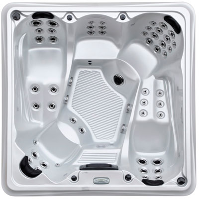 Большой гидромассажный бассейн Riptide Infinity 770 Oasis