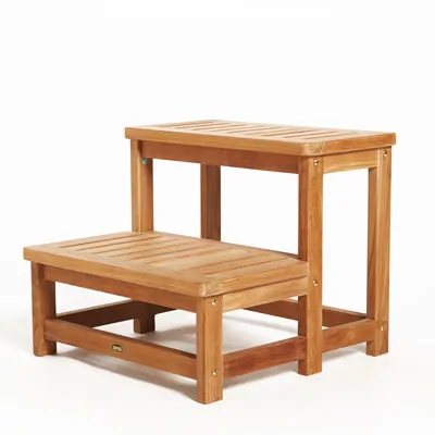 Ступени гидромассажной ванны спа