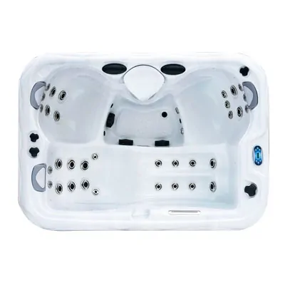 Небольшой Спа бассейн Waterwave Spas Turin